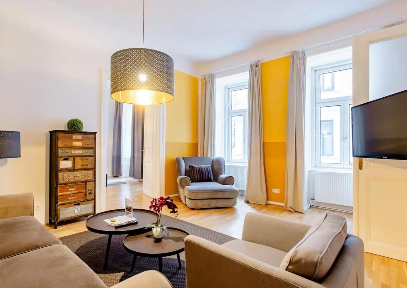 Exclusive Apartment City Center Wina Bagian luar foto