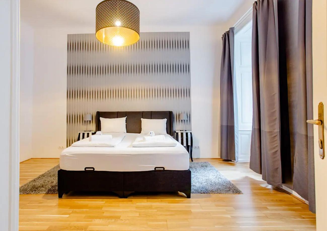 Exclusive Apartment City Center Wina Bagian luar foto